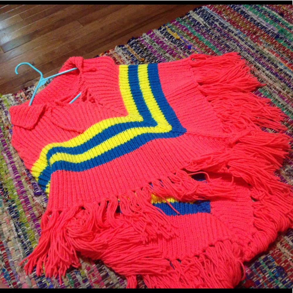 CROCHET PONCHO :-) this is vintage ( older )